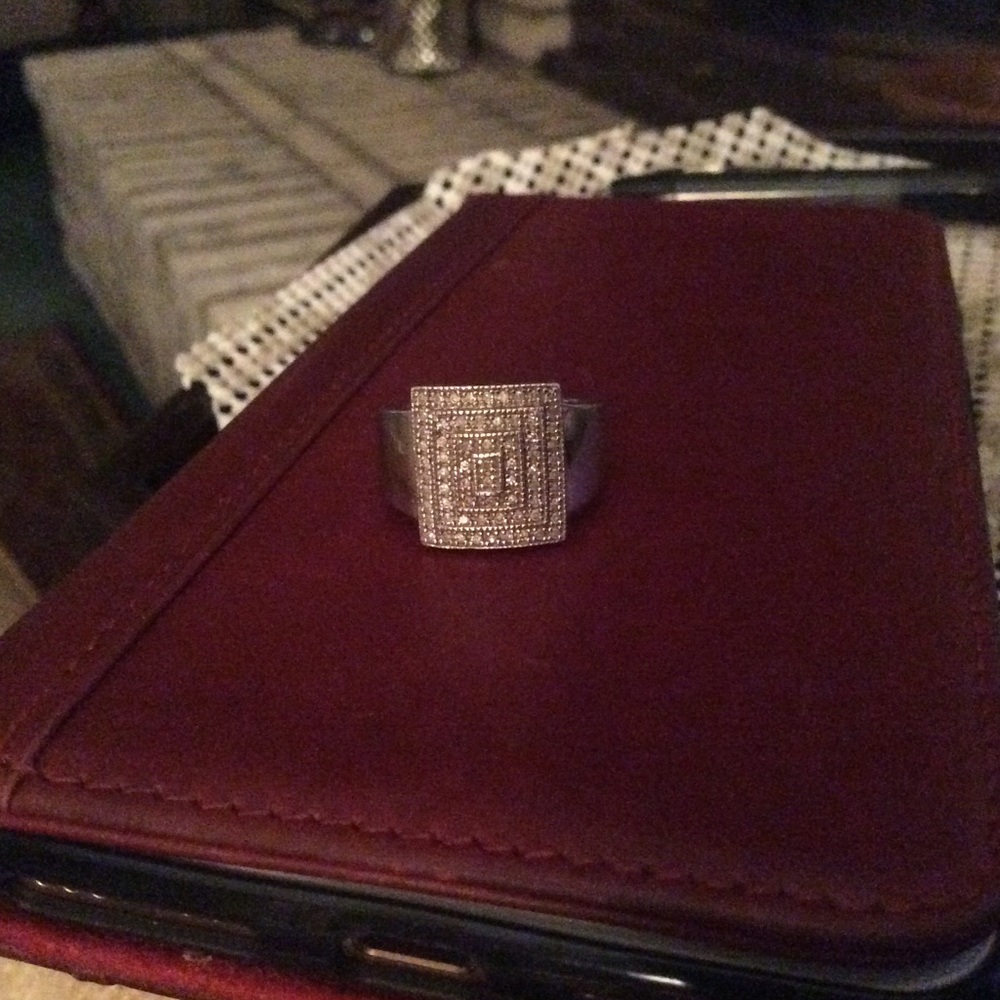 Diamond ring